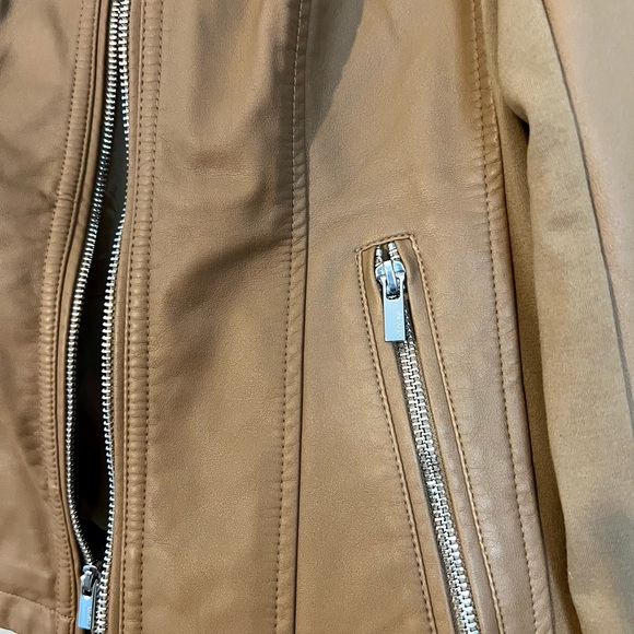 Express camel colored vegan leather jacket - Picture 3 of 6